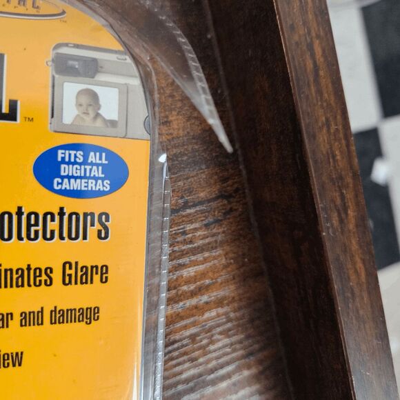 Digital Camera Universal Screen Protectors, SP-60 Opened new - Picture 2 of 4